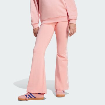 ADIDAS ORIGINALS Flared Leggings 'Adicolor' in Roze: voorkant