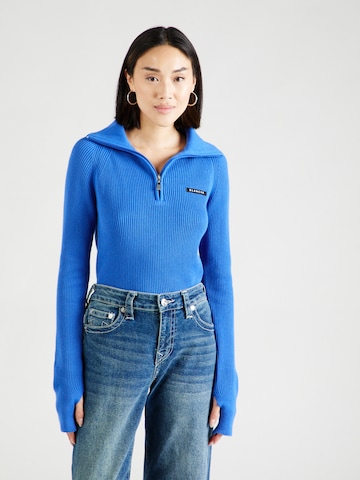 Pull-over 'Carrick' Blanche en bleu : devant