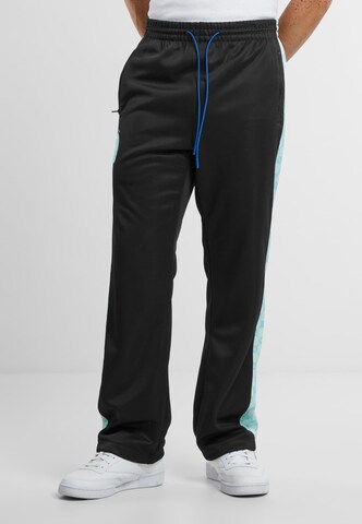 Pequs Loosefit Broek in Zwart: voorkant