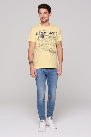 CAMP DAVID T-Shirt in Gelb