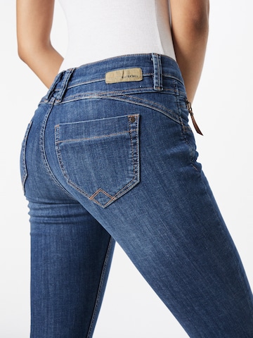 Skinny Jean 'NIKITA' Gang en bleu