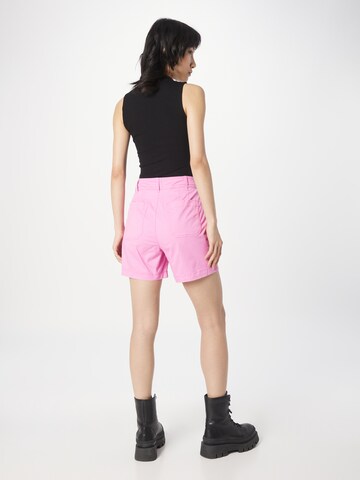 GAP Regular Shorts in Pink