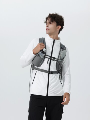 Youthup Athletic Cardigan in White