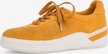 Tamaris Pure Relax Sneakers laag in Geel: voorkant