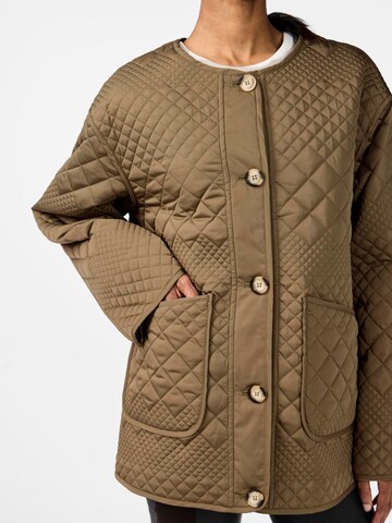 YAS Between-Season Jacket 'YASLAURIE' in Green