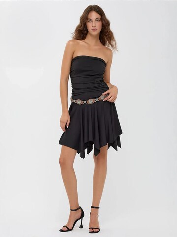 Abito di Hiccup in nero