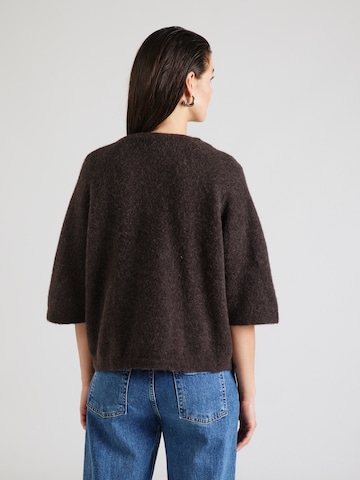 Pull-over & Other Stories en marron