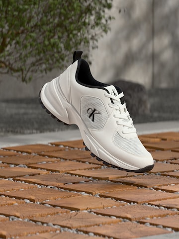 Calvin Klein Низкие кроссовки 'HIKE RUNNER' в Белый