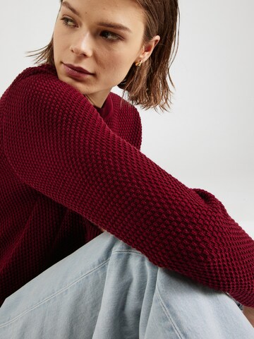 VILA Sweater 'VIDALO' in Red