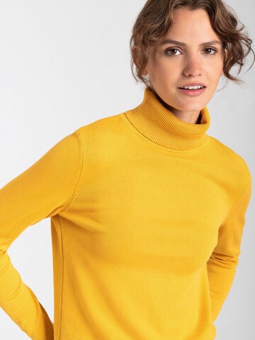 MORE & MORE Sweter w kolorze żółty