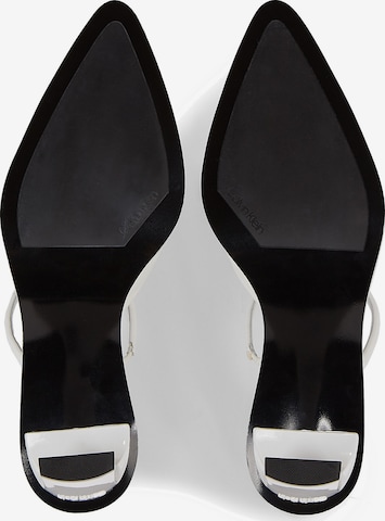 Calvin Klein - Zapatos con plataforma en blanco