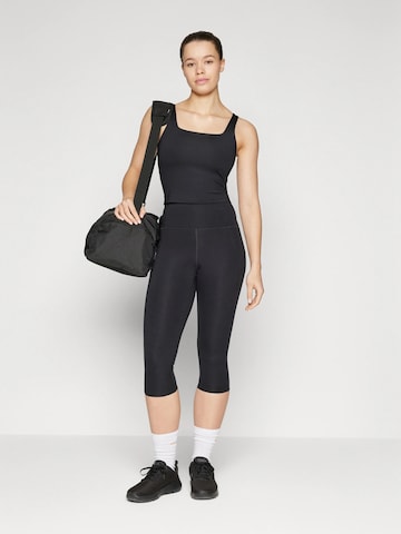 Haut ' Tommy ' Girlfriend Collective en noir