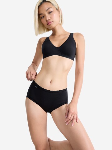 SLOGGI Slip '24/7 Cotton Lace' in Black