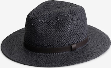 Chapeaux 'York' MGO en bleu : devant