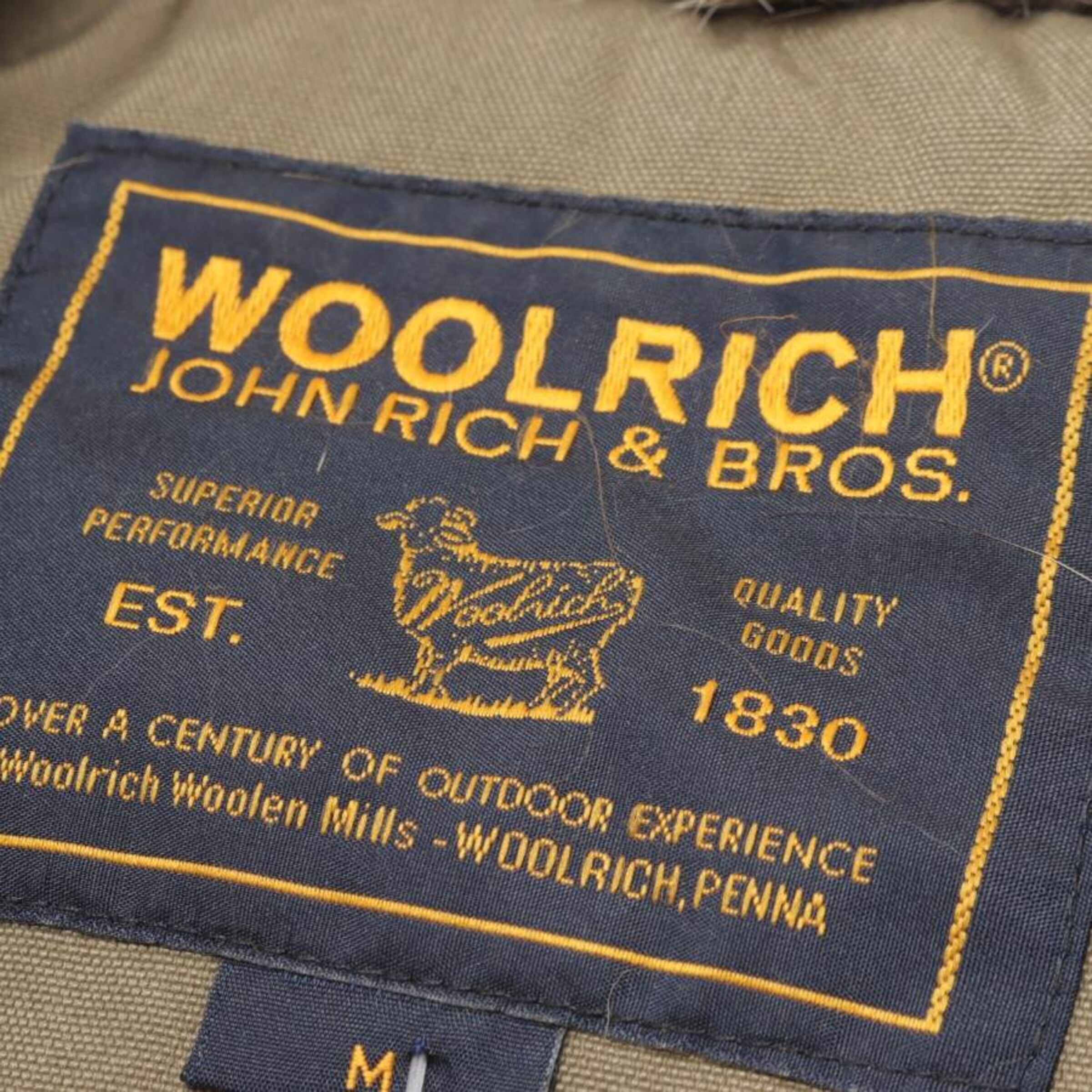 Woolrich Jacket & Coat in M in Green