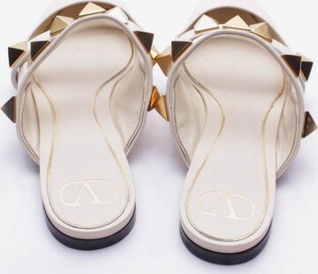 VALENTINO Flats & Loafers in 41,5 in White