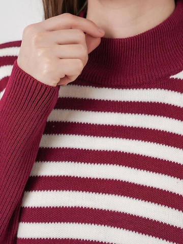 Bigdart Sweater in Red