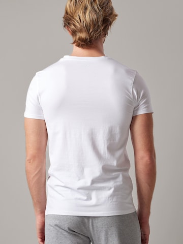 Maglietta di OWN Off With Nature in bianco