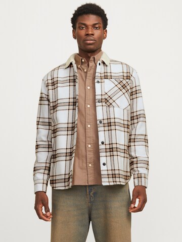 Coupe regular Veste mi-saison 'JJZac' JACK & JONES en blanc : devant