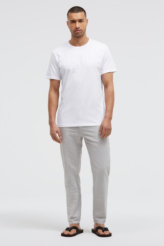 CMPD T-Shirt mit Puffprint in Weiß