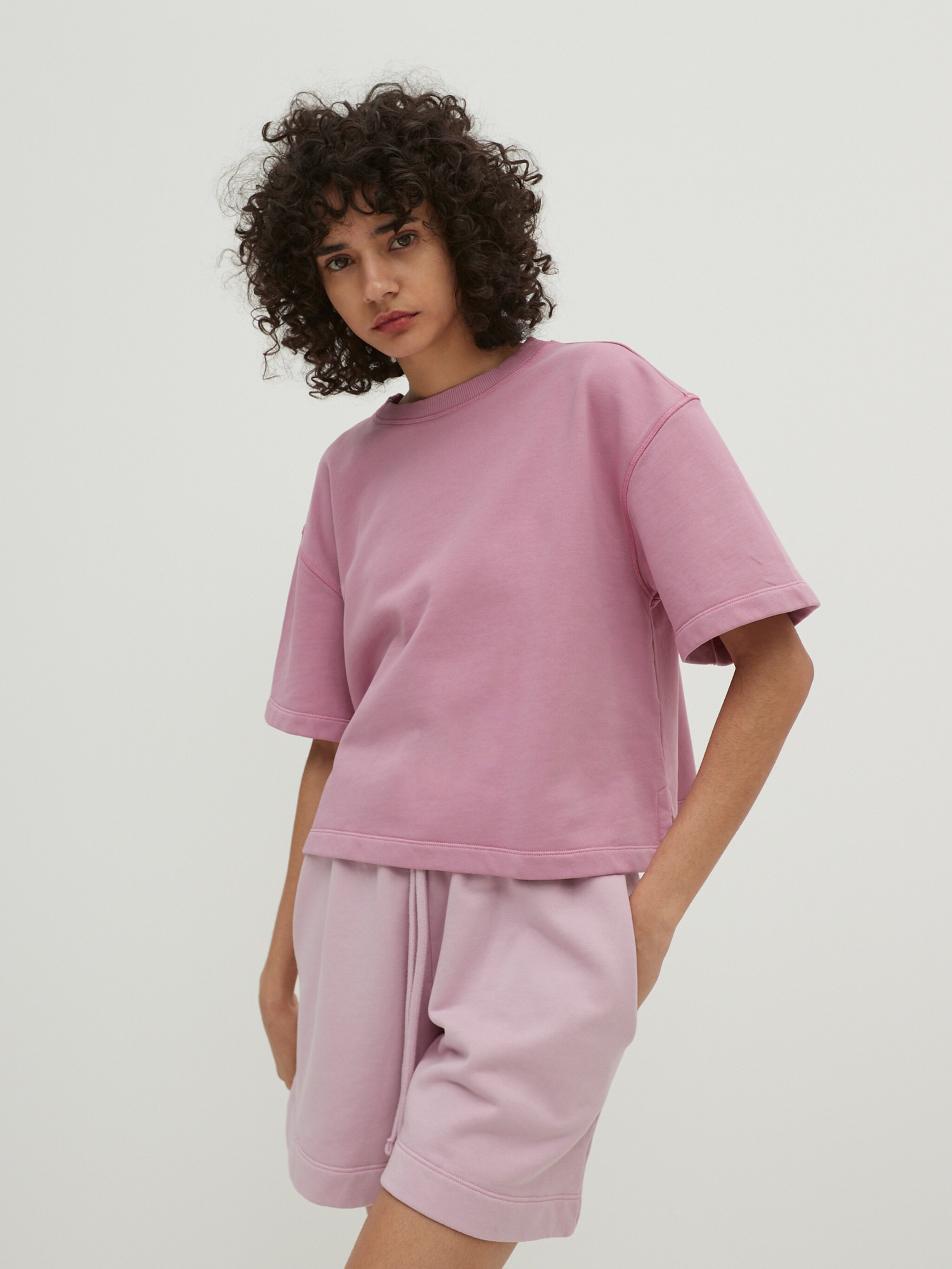 EDITED Produkte Sweatshirt 'Noa' lila