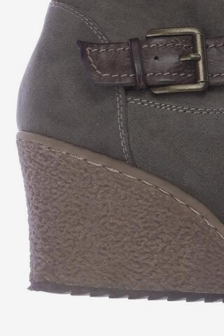 Graceland Dress Boots in 37 in Grey