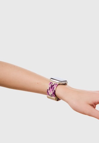 iDeal of Sweden Digitální hodinky 'Apple Watch 38/40/41/42 MM' – červená: přední strana