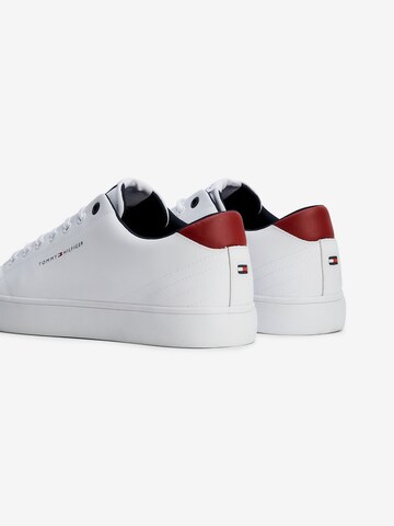 TOMMY HILFIGER Sneakers laag 'HARLEM CORE' in Wit