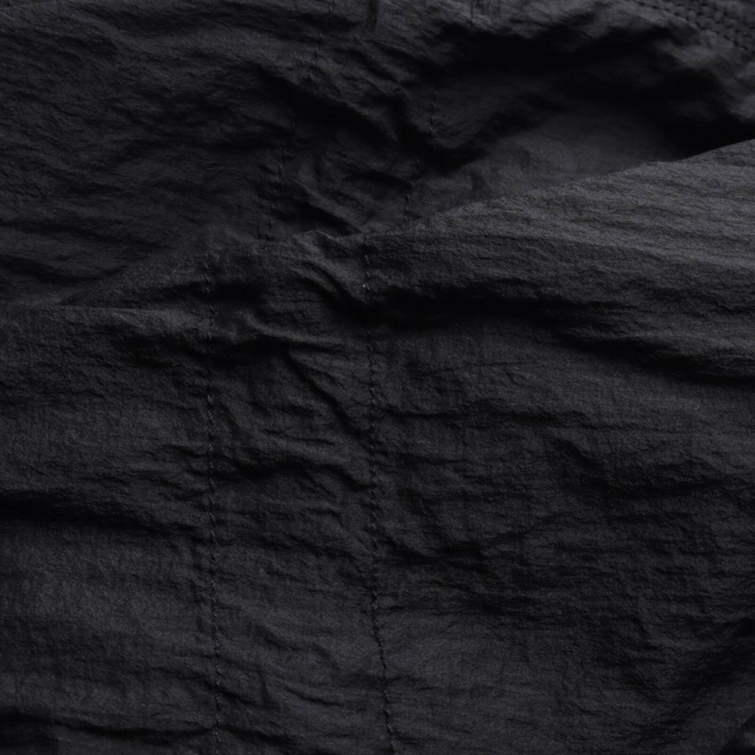 Closed Jacket & Coat in M in Black