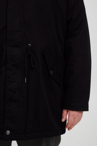 !Solid Between-Seasons Parka in Black