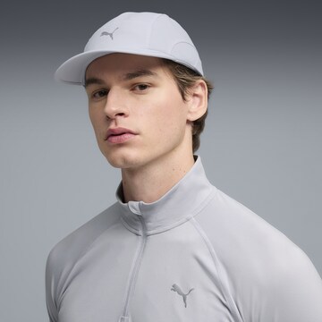Casquette de sport 'Race Day 5-Panel' PUMA en blanc : devant