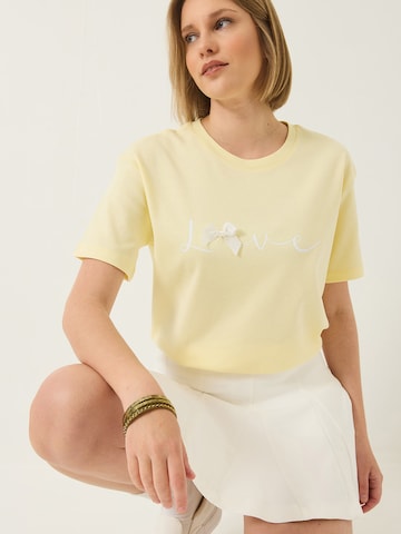Bianco Lucci Shirt in Yellow: front