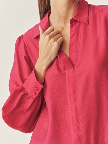 TATUUM Блузка в Красный