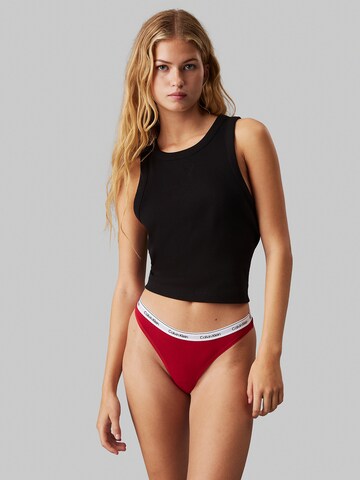 Calvin Klein Underwear Stringid, värv punane: eest vaates