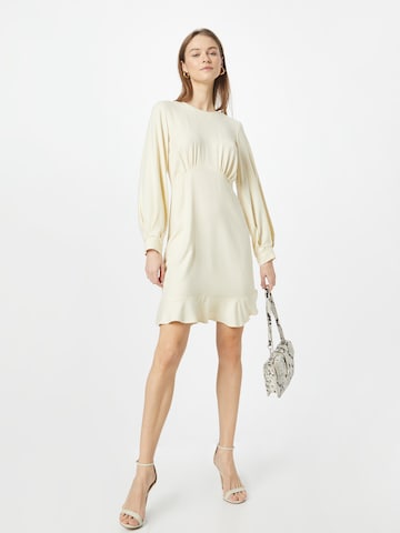 Closet London - Vestido en beige