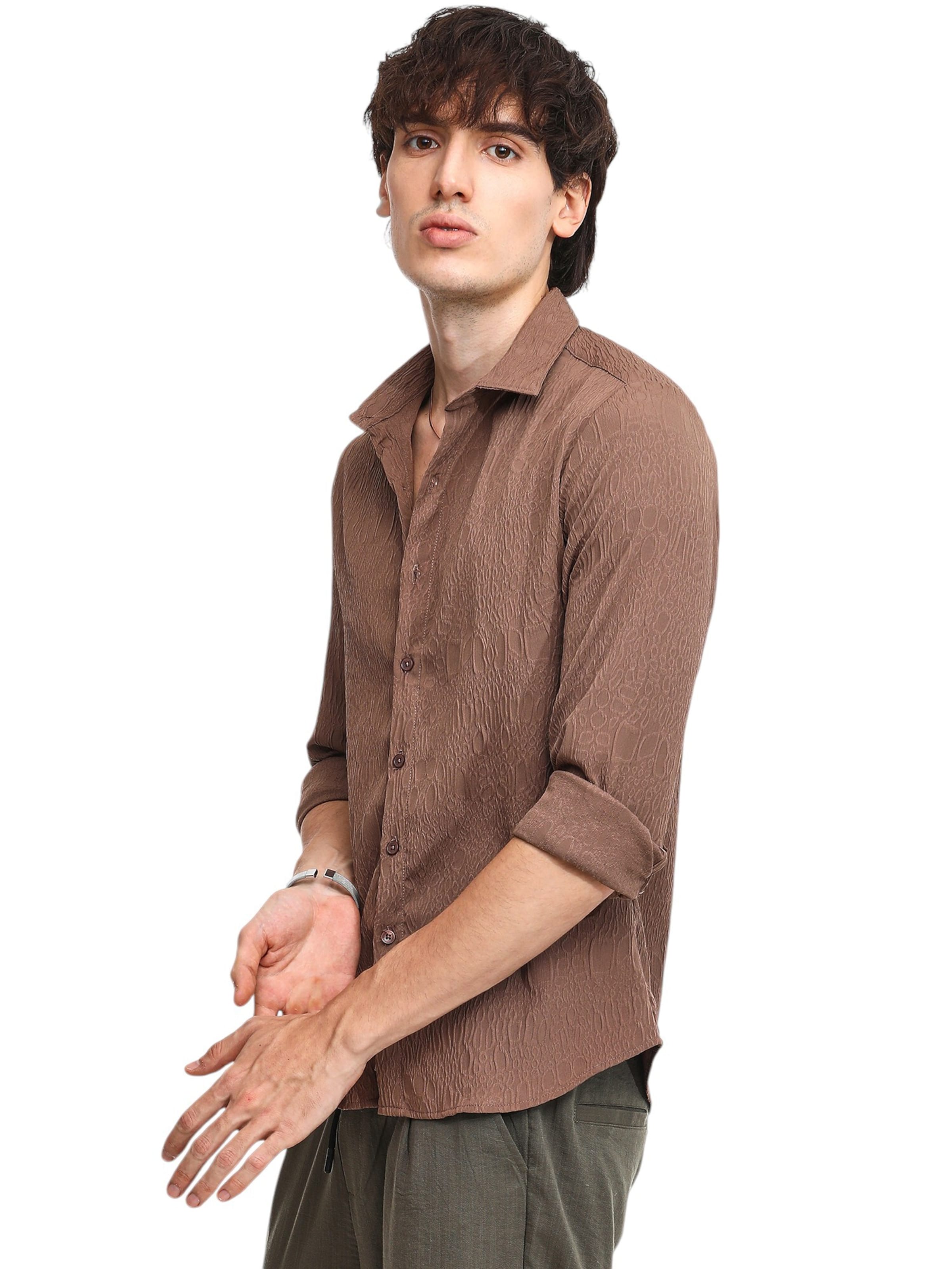 Campus Sutra Tavaline suurus Triiksärk 'Terah', värv pruun