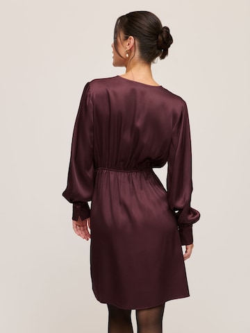 Robe 'Erika' A LOT LESS en marron