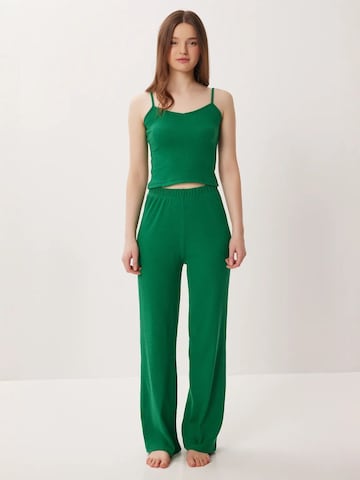 Happiness İstanbul Pajama in Green: front