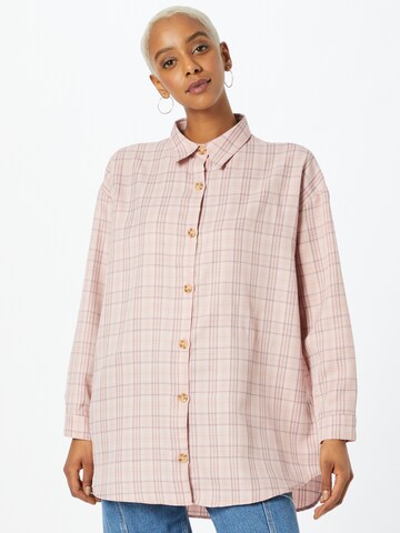 In The Style Bluse i pink: forside