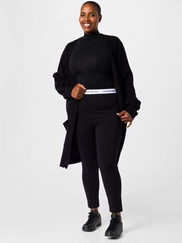 Calvin Klein Jeans Curve Skinny Leggings in Black