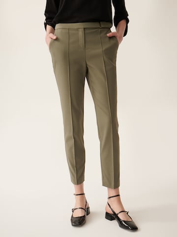 TATUUM - regular Pantalón de pinzas 'JAKINA' en verde: frente