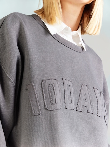10Days Sweatshirt in Grey