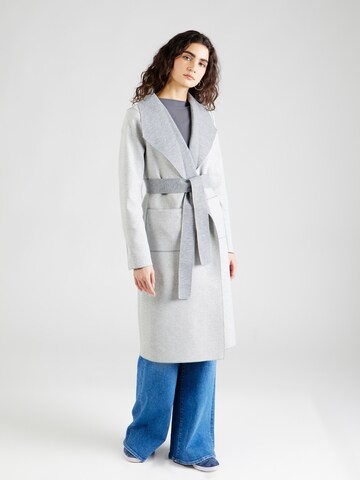 VILA Between-Seasons Coat 'JUICE' in Grey: front