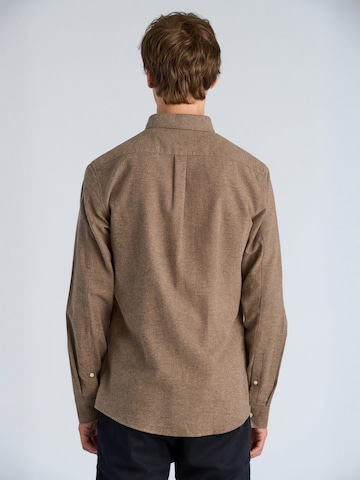 Regular fit Camicia di Lindbergh in marrone