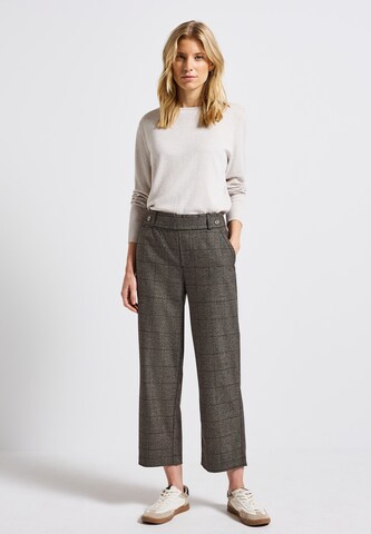 STREET ONE Regular Hose in Braun