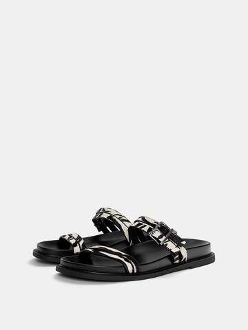 Pull&Bear Pantolette in Mischfarben
