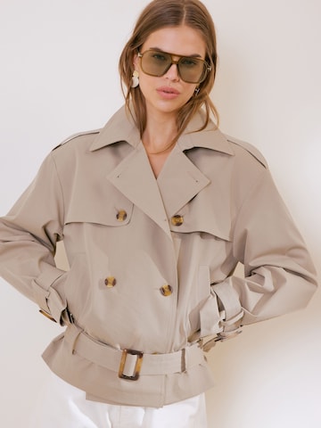 Cappotto di mezza stagione di Friends Like These in verde: frontale