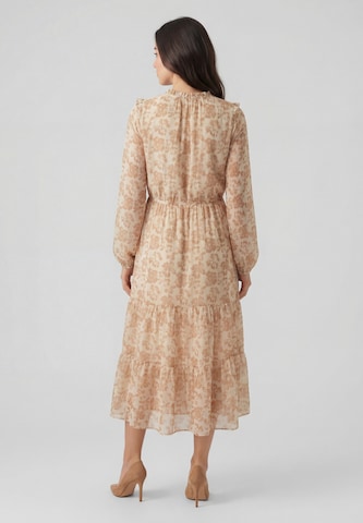 Usha - Vestido en beige