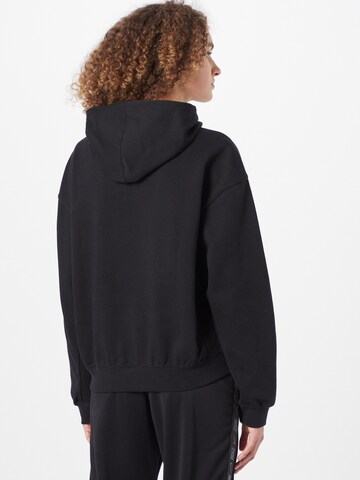 NIKE Athletic Sweatshirt in Black