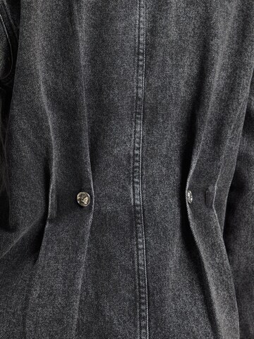 OBJECT Prehodna jakna | črna barva